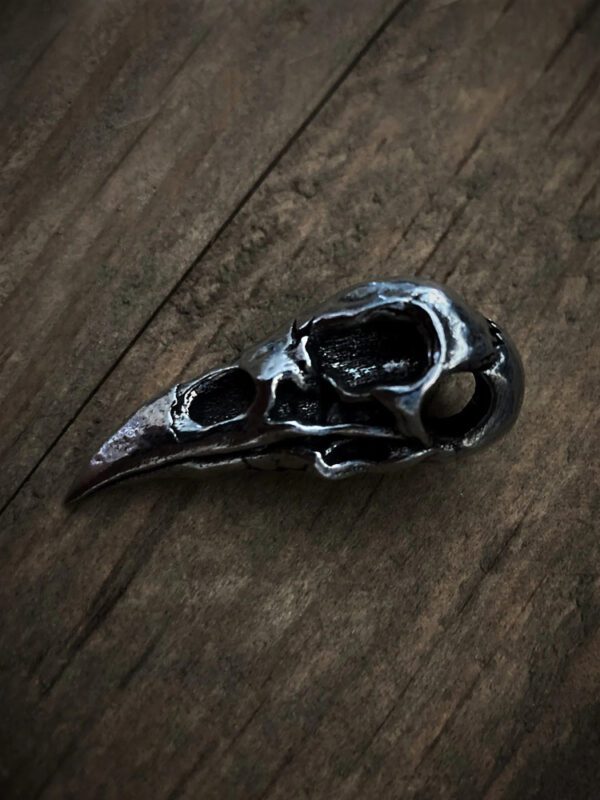 BBK-05 Raven Skull Keychain - Image 2